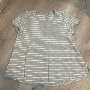gap striped shirt